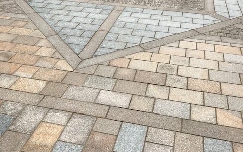 How to clean block paving driveway 